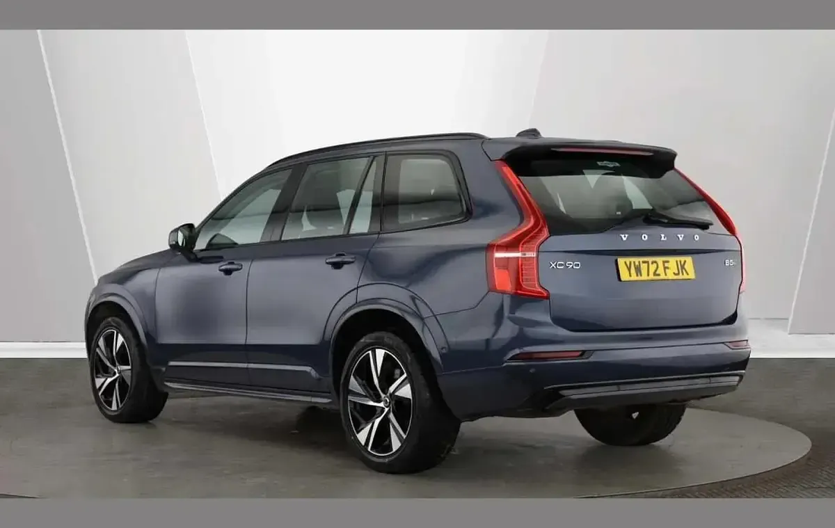 Used Volvo XC90 Plus 232 HP (170 kW) 2023 Blue SUV