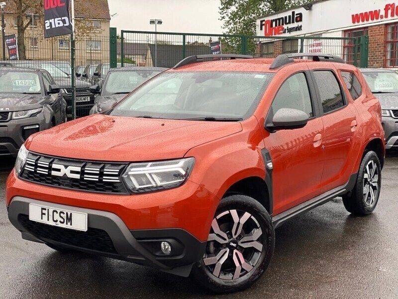Orange Used 2024 Dacia Duster Journey SUV | £17,990 (Fair price) - Image 1/4