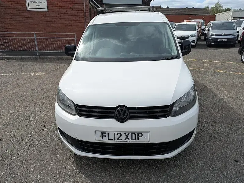 Used VW Caddy Maxi 102 HP (75 kW) 2012 White MPV