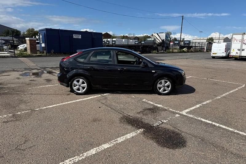 Black Used 2008 Ford Focus Zetec Hatchback | £1,295 (Fair price) - Image 1/1