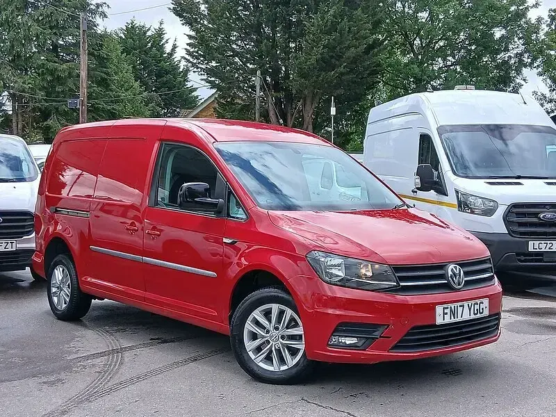 Used VW Caddy Highline 102 HP (75 kW) 2017 Red MPV