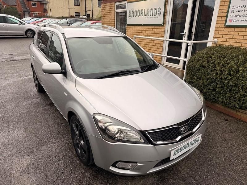 Used Kia Ceed 2012 Silver Hatchback
