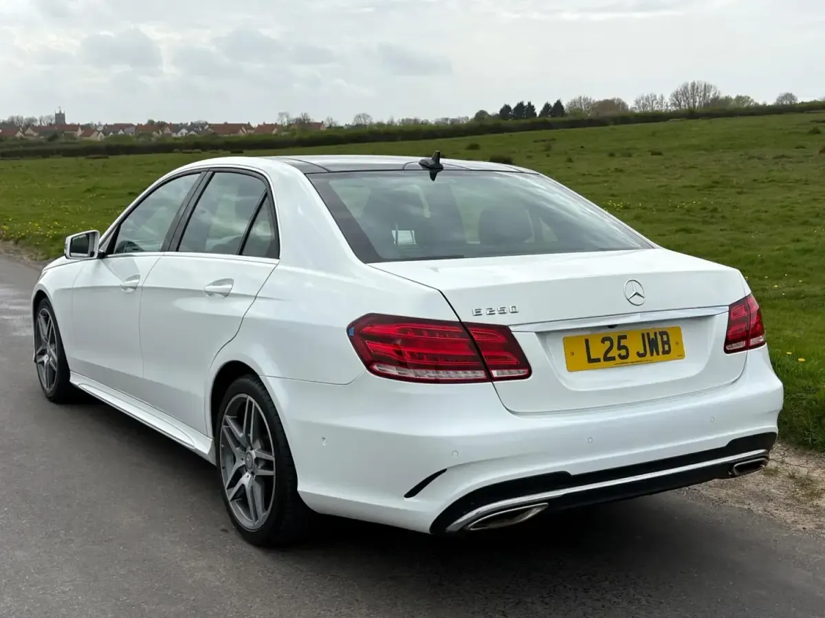 Usado Mercedes E250 AMG 2014 Branco Sedan