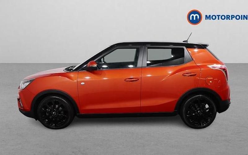 Used Ssangyong (KGM) Tivoli 116 HP (85 kW) 2019 Orange SUV