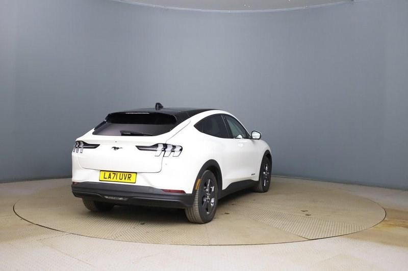 Used Ford Mustang Extended Range 294 HP (216 kW) 2022 White SUV