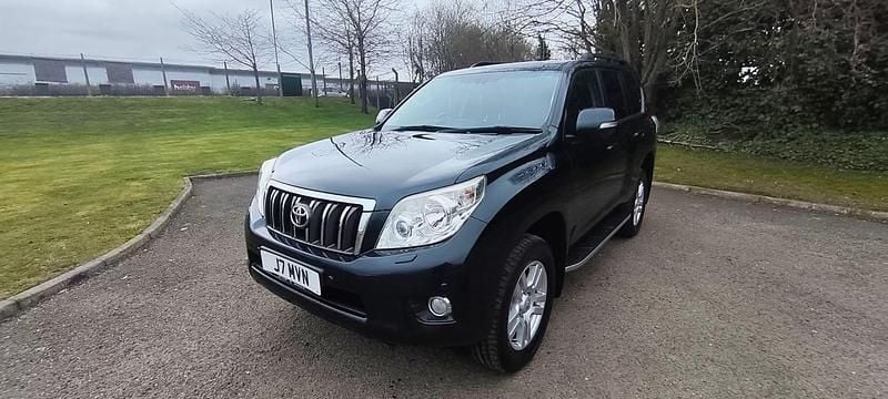 Used Toyota Land Cruiser 190 HP (139 kW) 2013 Grey Estate