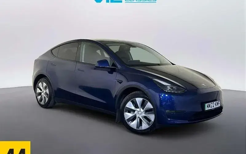 Used Tesla Model Y Long Range AWD 286 kW (389 HP) 2025 SUV