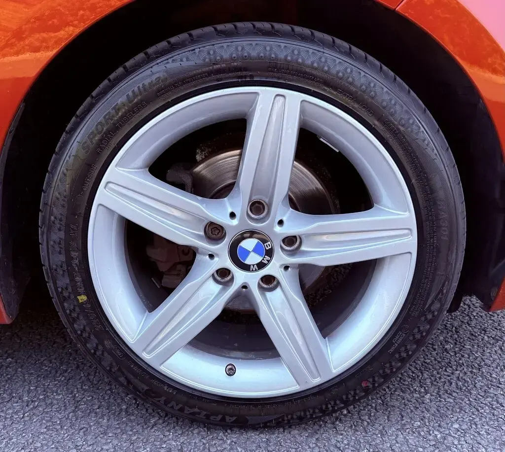 Used BMW 116 Sport Line 2014 Orange Hatchback