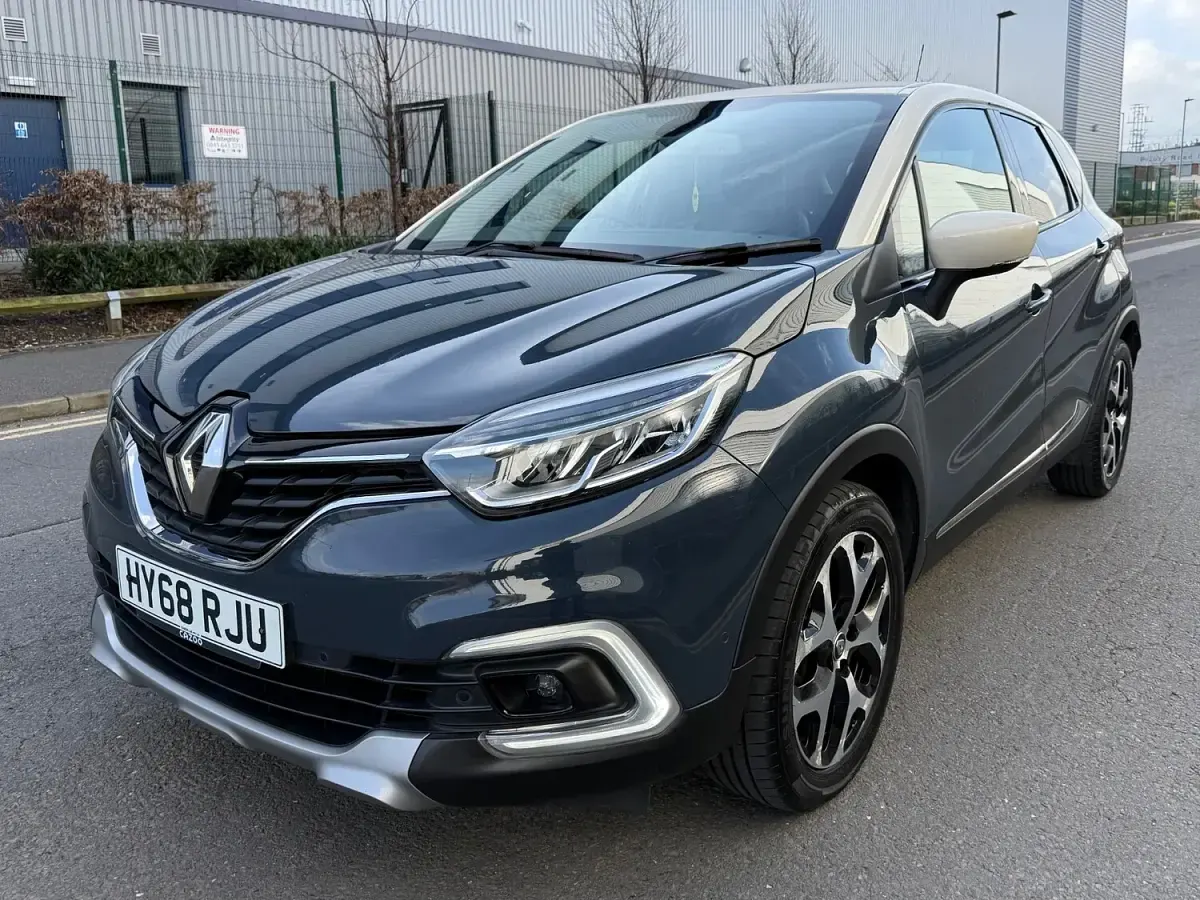 Used Renault Captur GT-Line 90 HP (66 kW) 2018 Blue SUV