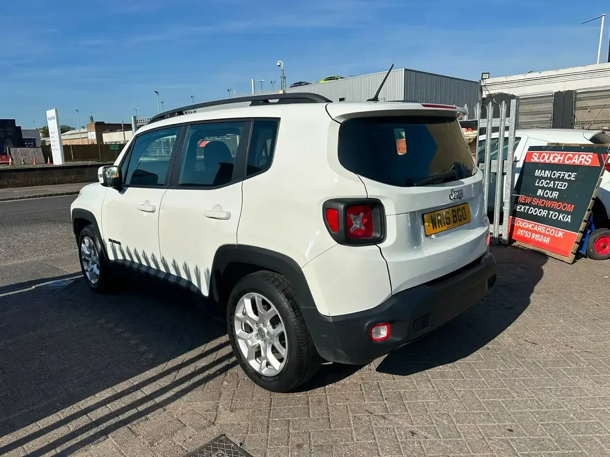 Used Jeep Renegade Longitude 140 HP (102 kW) 2016 White SUV