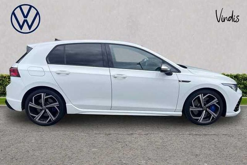 Second-hand VW Golf VIII R 320 CP (235 kW) 2023 Alb Hatchback