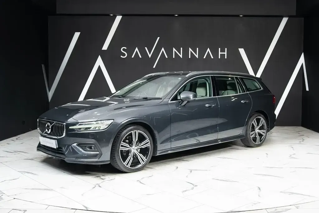 Used Volvo V60 Inscription 190 HP (139 kW) 2019 Grey Estate