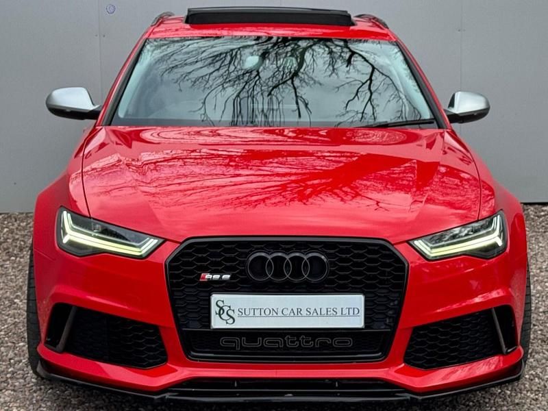 Usado Audi RS6 Design 560 HP (411 kW) 2015 Vermelho Carrinha