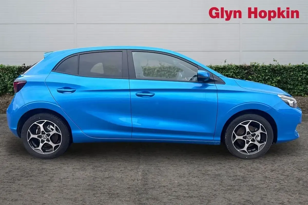 Used MG MG3 Trophy 194 HP (142 kW) 2025 Blue Hatchback