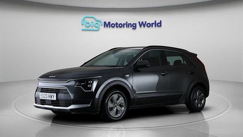 Used Kia Niro 139 HP (102 kW) 2023 Grey SUV