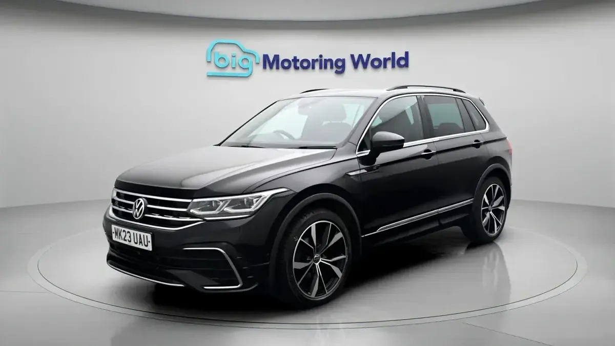 Used VW Tiguan R-line 150 HP (110 kW) 2023 Black SUV