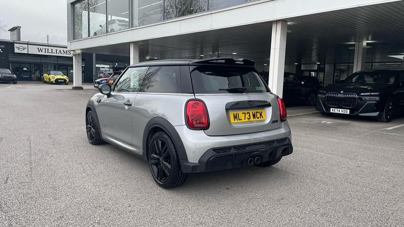 Używany Mini Cooper S Hatch 176 KM (129 kW) 2023 Srebrny Hatchback