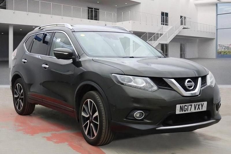 Used Nissan X-Trail Tekna 130 HP (95 kW) 2017 Titanium olive green SUV