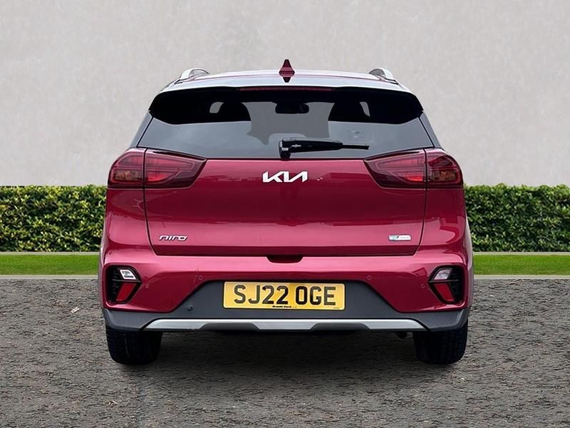 Used Kia Niro 2022 Red SUV