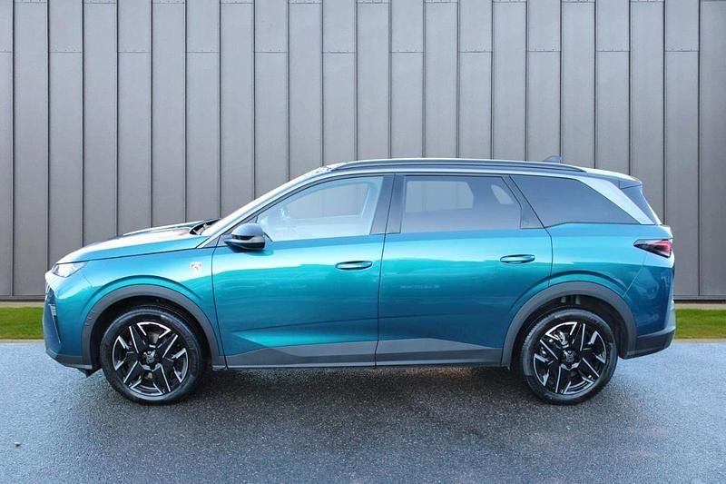 Used Peugeot 5008 GT 134 HP (98 kW) 2025 Blue MPV