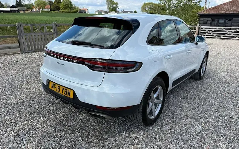 Used Porsche Macan 245 HP (180 kW) 2020 SUV