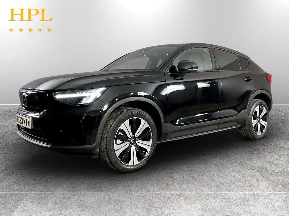 Usado Volvo C40 Core 169 kW (231 CV) 2023 Negro SUV
