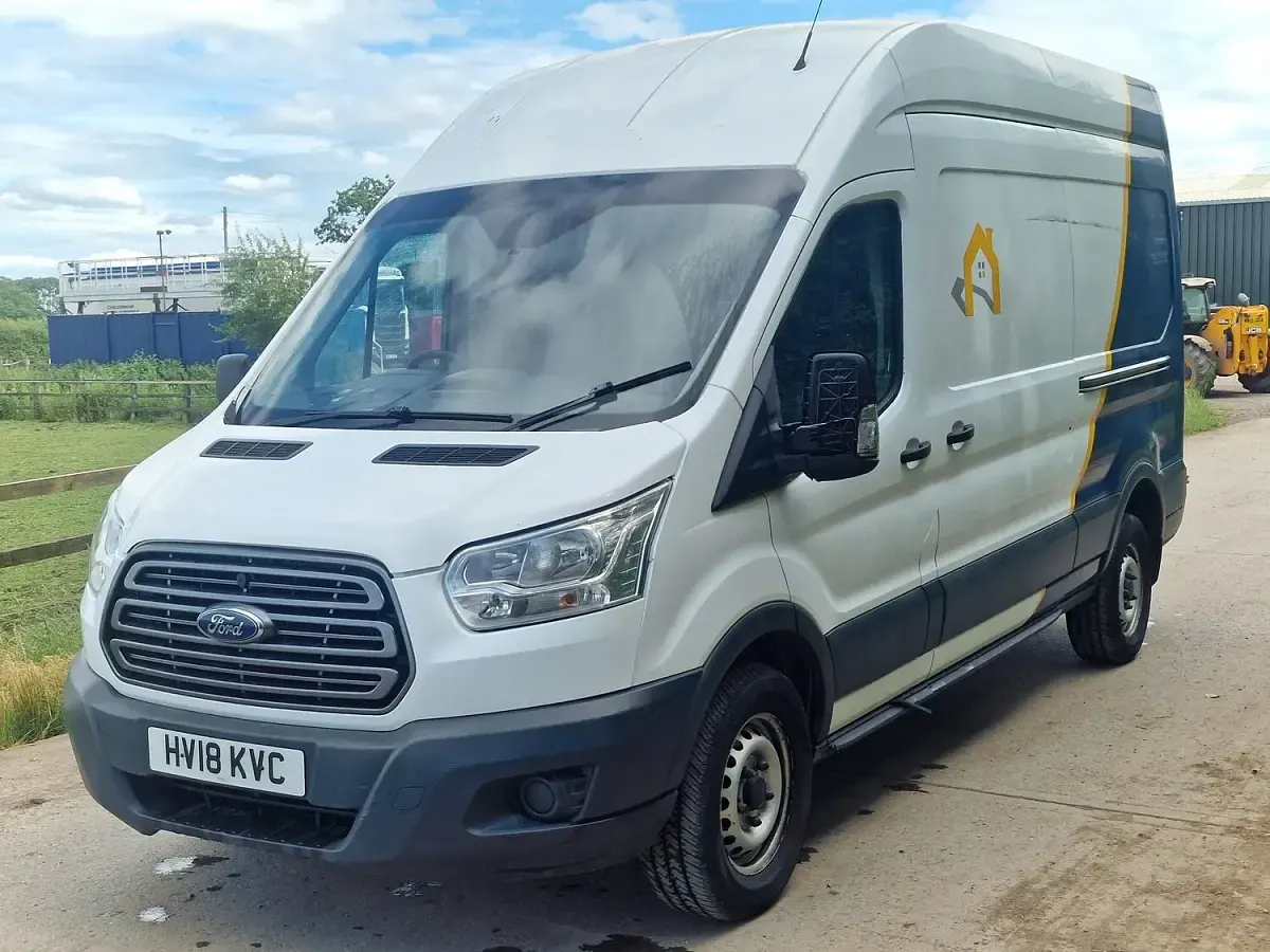 Used Ford Transit 130 HP (95 kW) 2018 White Van