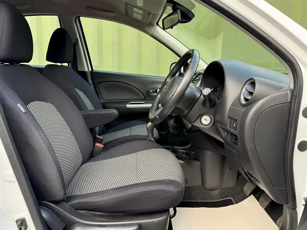 Usado Nissan Micra Acenta 2015 Branco Citadino