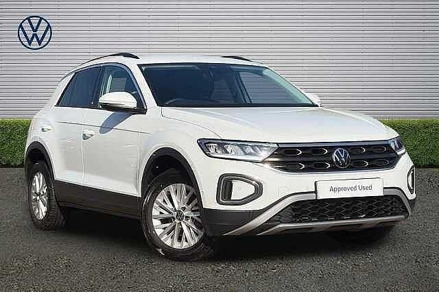 Used VW T-Roc Life 150 HP (110 kW) 2024 White SUV