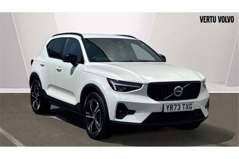 White Used 2023 Volvo XC40 Plus SUV | £28,970 (Fair price) - Image 1/4