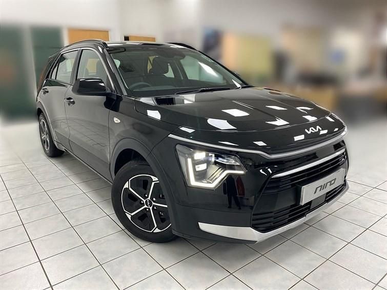 Black Used 2022 Kia Niro SUV | £18,995 (Super price) - Image 1/4