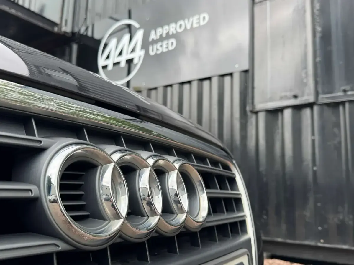 Usado Audi A4 2011 Gris Berlina