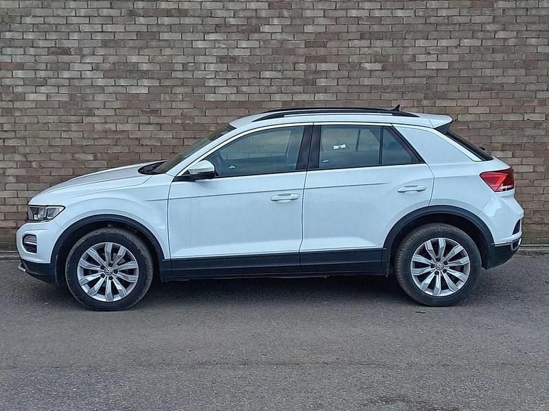 Used VW T-Roc SE 115 HP (84 kW) 2020 White SUV
