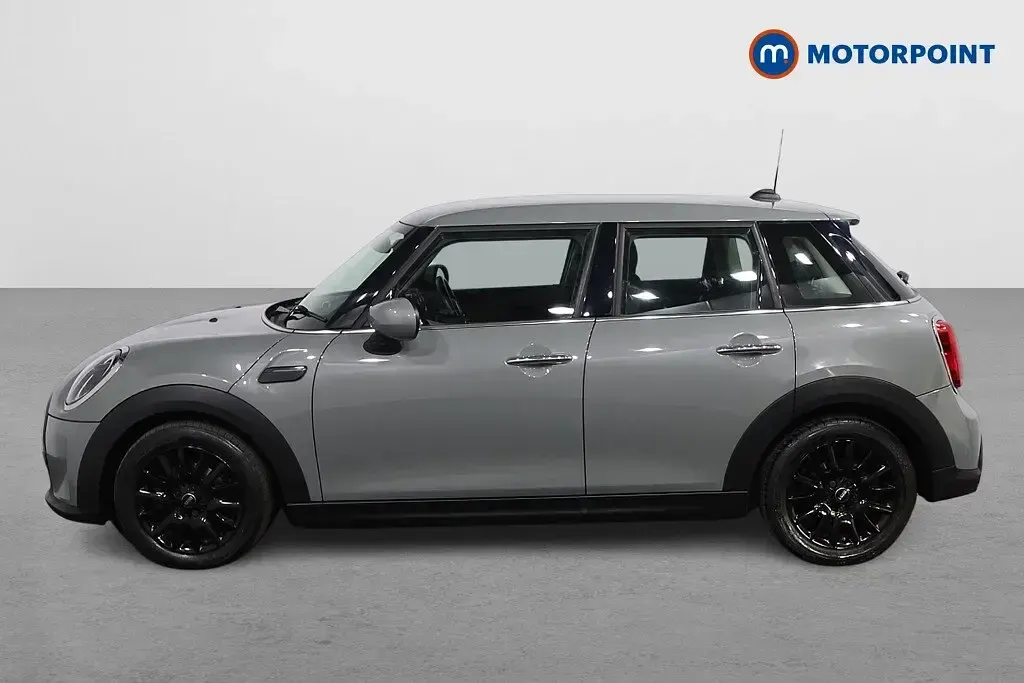 Used Mini ONE Classic 102 HP (75 kW) 2021 Grey Hatchback