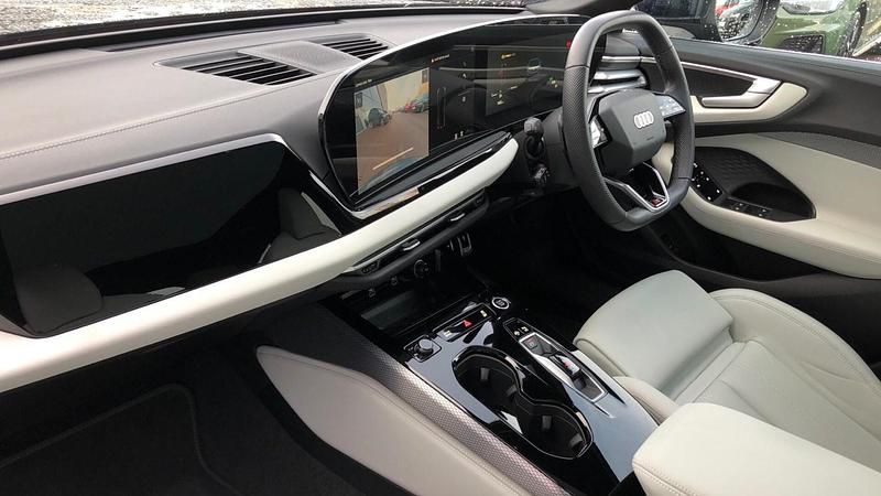 Used Audi A5 S-Line 163 HP (119 kW) 2025 Blue Estate