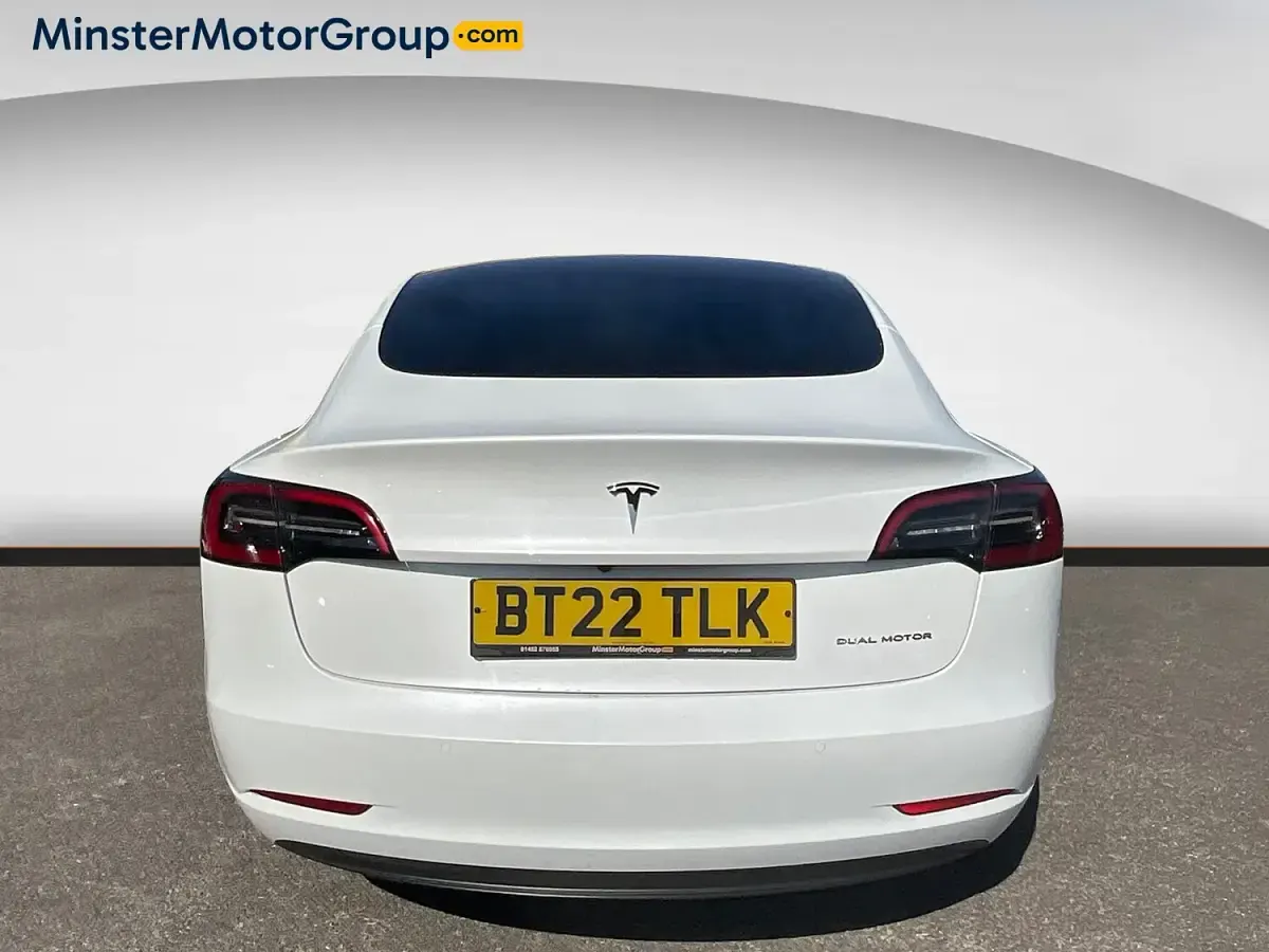 Used Tesla Model 3 Long Range AWD 366 kW (498 HP) 2022 White Sedan