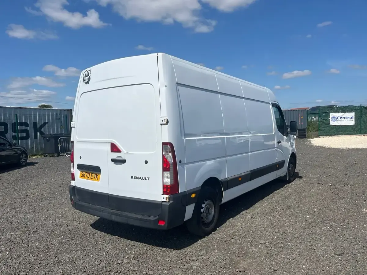 Used Renault Master Business 2020 White MPV