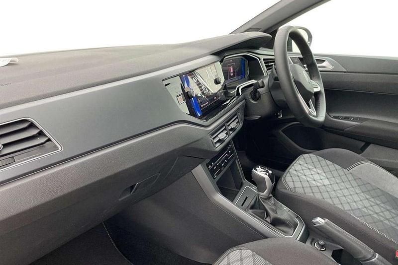 Used VW Taigo R-line 115 HP (84 kW) 2024 Black SUV