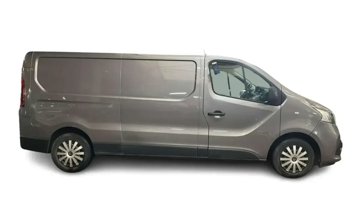 Usado Renault Trafic Business 125 HP (91 kW) 2016 Cinzento Monovolume