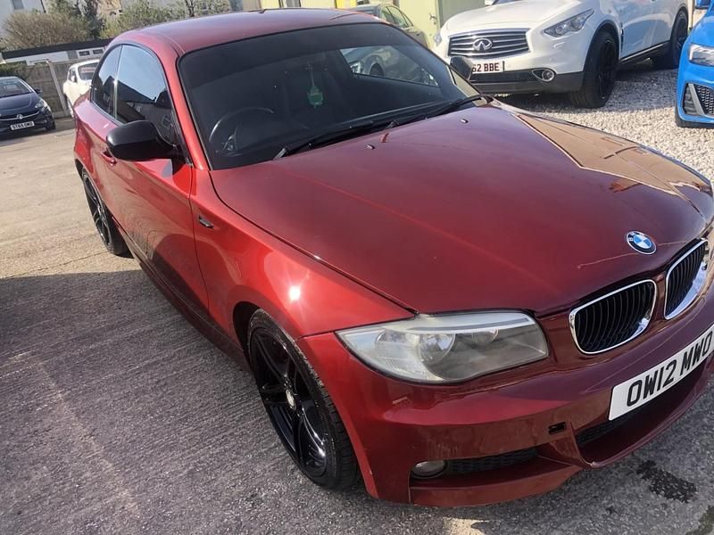 Used BMW 123 Coupé Sport Line 2012 Red Coupe
