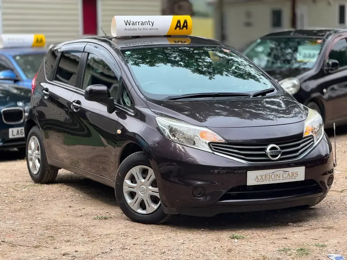 Used Nissan Note 98 HP (72 kW) 2014 Maroon Hatchback