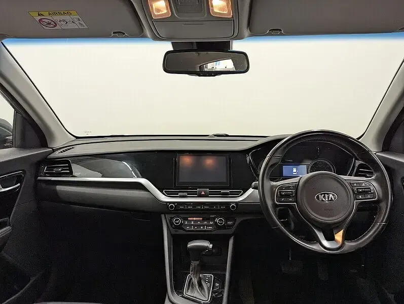 Used Kia Niro 141 HP (103 kW) 2021 Grey SUV