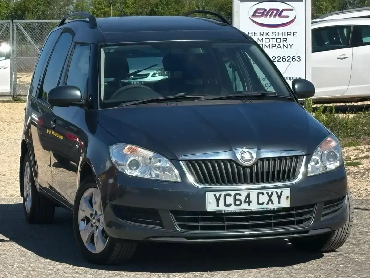 Usado Skoda Roomster SE 105 HP (77 kW) 2014 Cinzento Monovolume