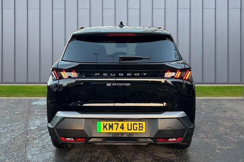 Used Peugeot 5008 Allure 152 kW (207 HP) 2024 Black MPV