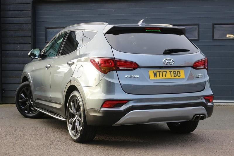 Used Hyundai Santa Fe Edition 200 HP (147 kW) 2017 Silver SUV