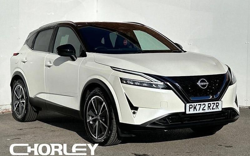 White Used 2022 Nissan Qashqai Tekna SUV | £22,951 (Expensive) - Image 1/4