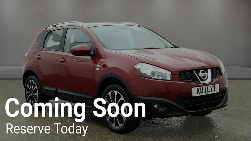 Used Nissan Qashqai N-TEC 110 HP (80 kW) 2011 Red SUV