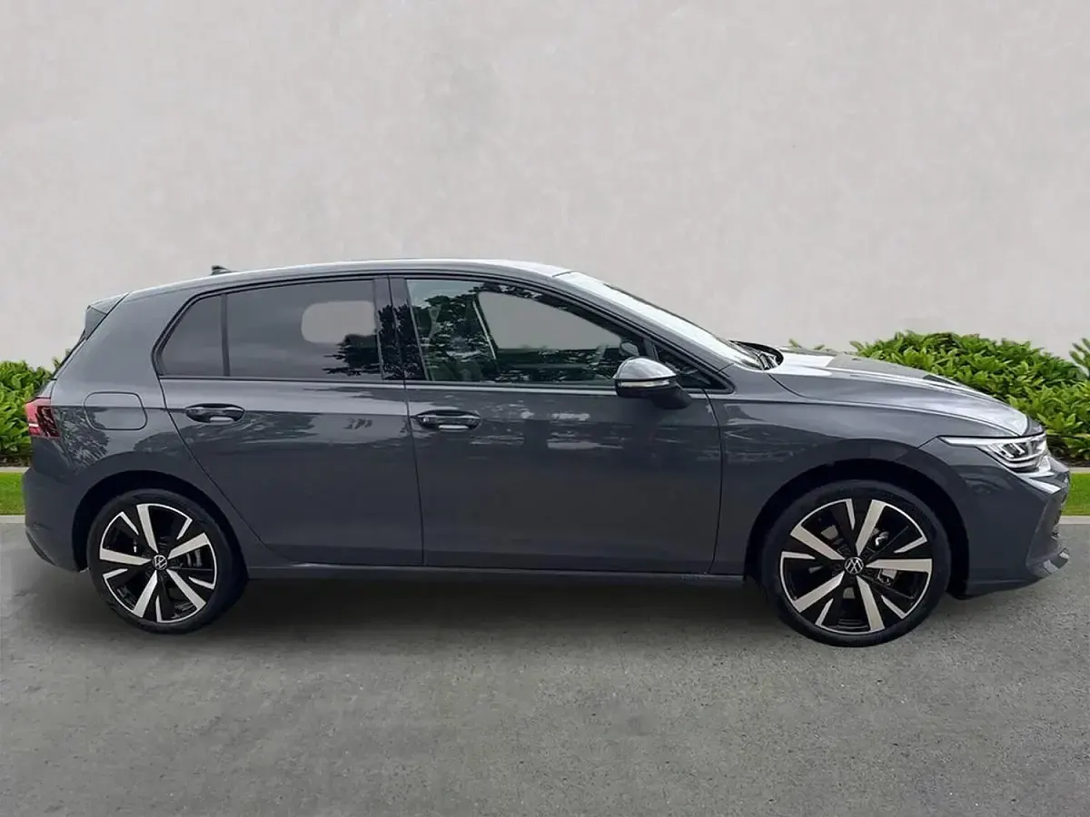 New VW Golf VIII Match 150 HP (110 kW) 2026 Grey Hatchback