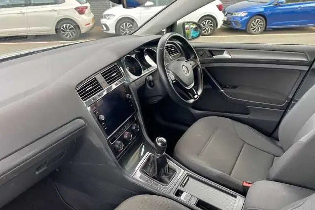 Used VW Golf VII 115 HP (84 kW) 2019