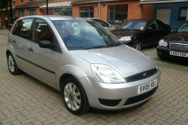 Used 2005 Ford Fiesta Hatchback | £2,150 (Fair price) - Image 1/4
